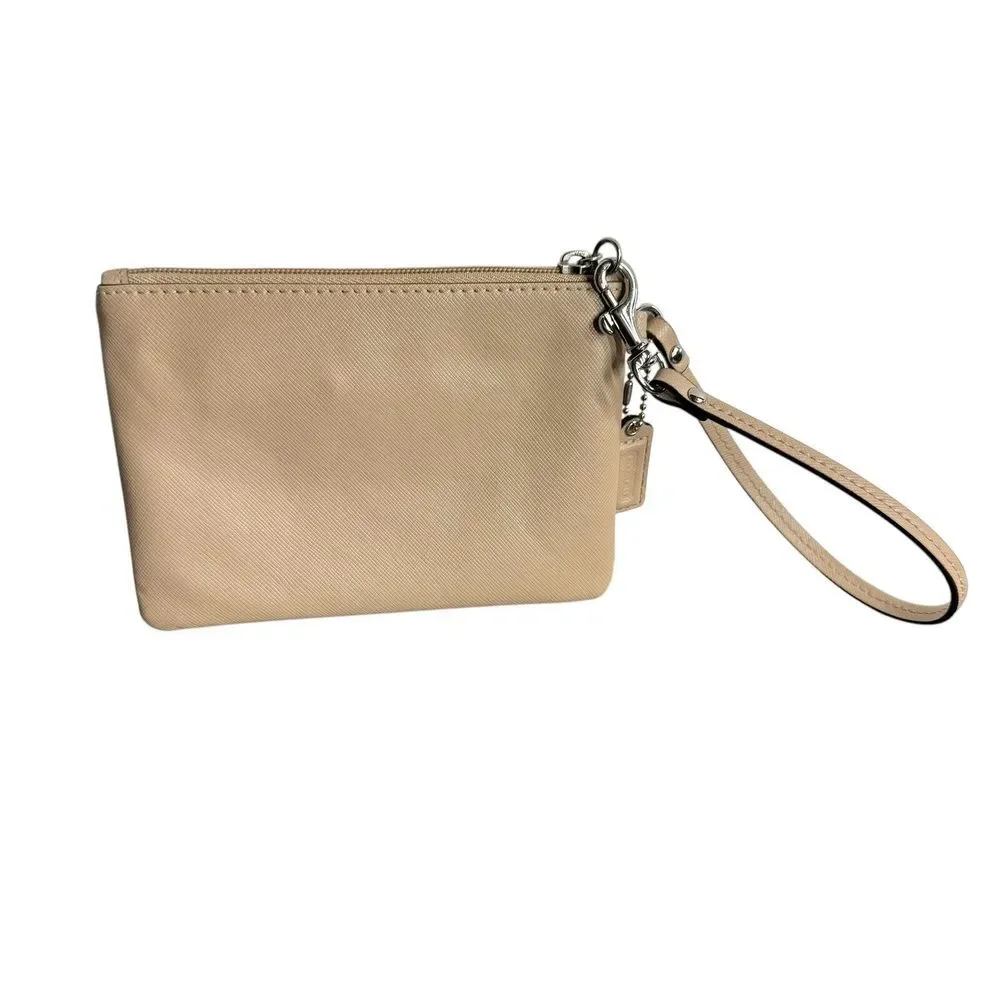 Coach Darcy Bow Wristlet Wallet Beige ‎ Designer